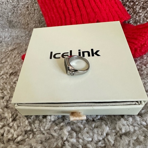 BLACK ÓNIX RING - SIZE 5 - Picture 5 of 8